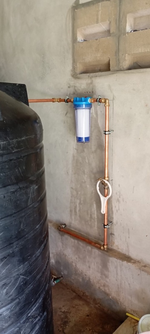 Waterfilter bij de watertank