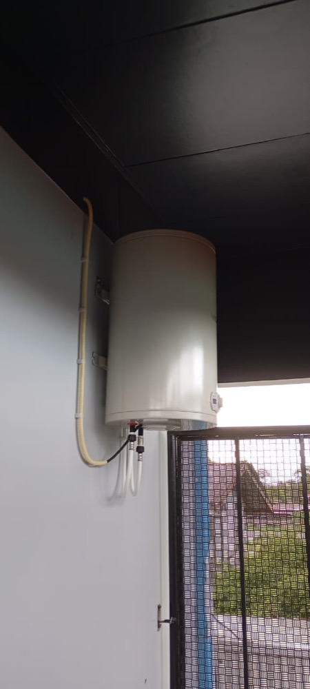Boilerinstallatie door R Flow Plumbing Solutions